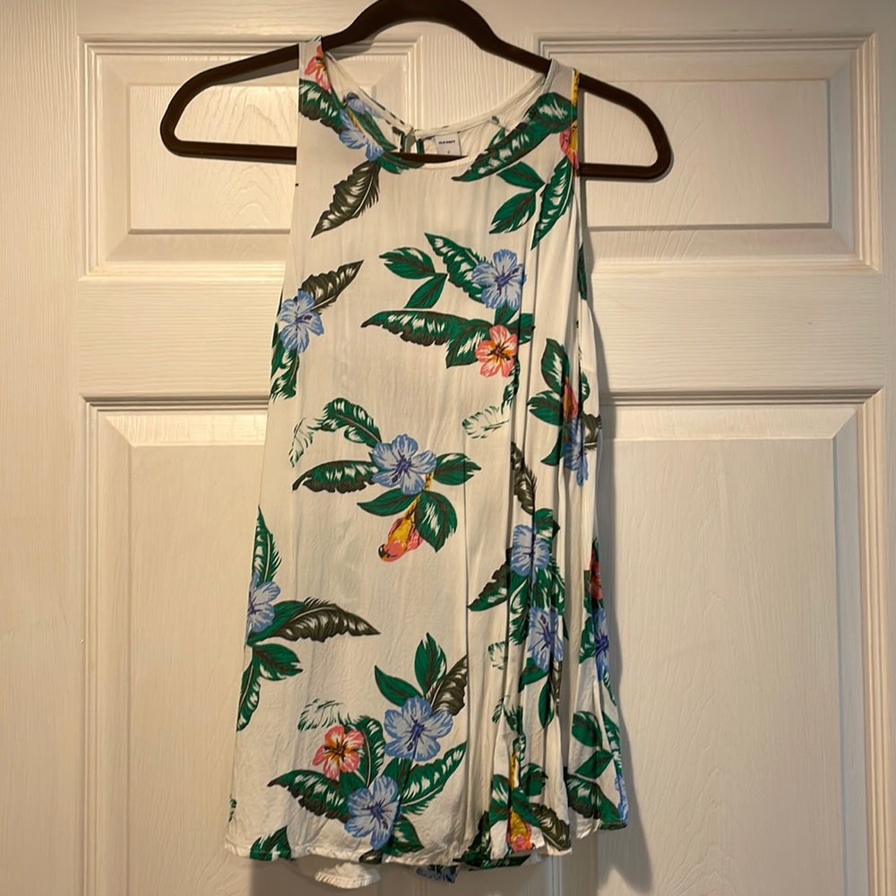 Large white tank blouse with flowers